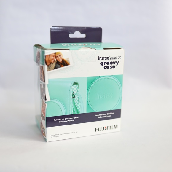 NIB Fujifilm  Instax mini 7S camera case - Picture 4 of 7